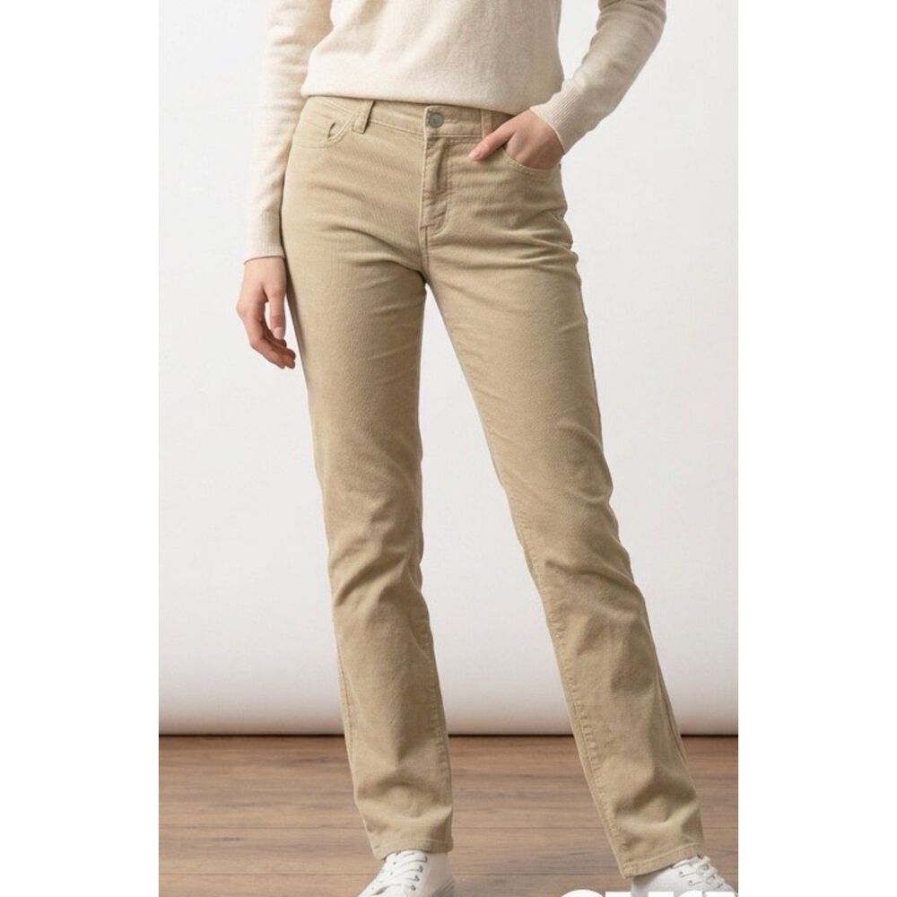 GAP Women’s Beige Chino Pants Straight Leg Cotton Twill Pockets Size 6